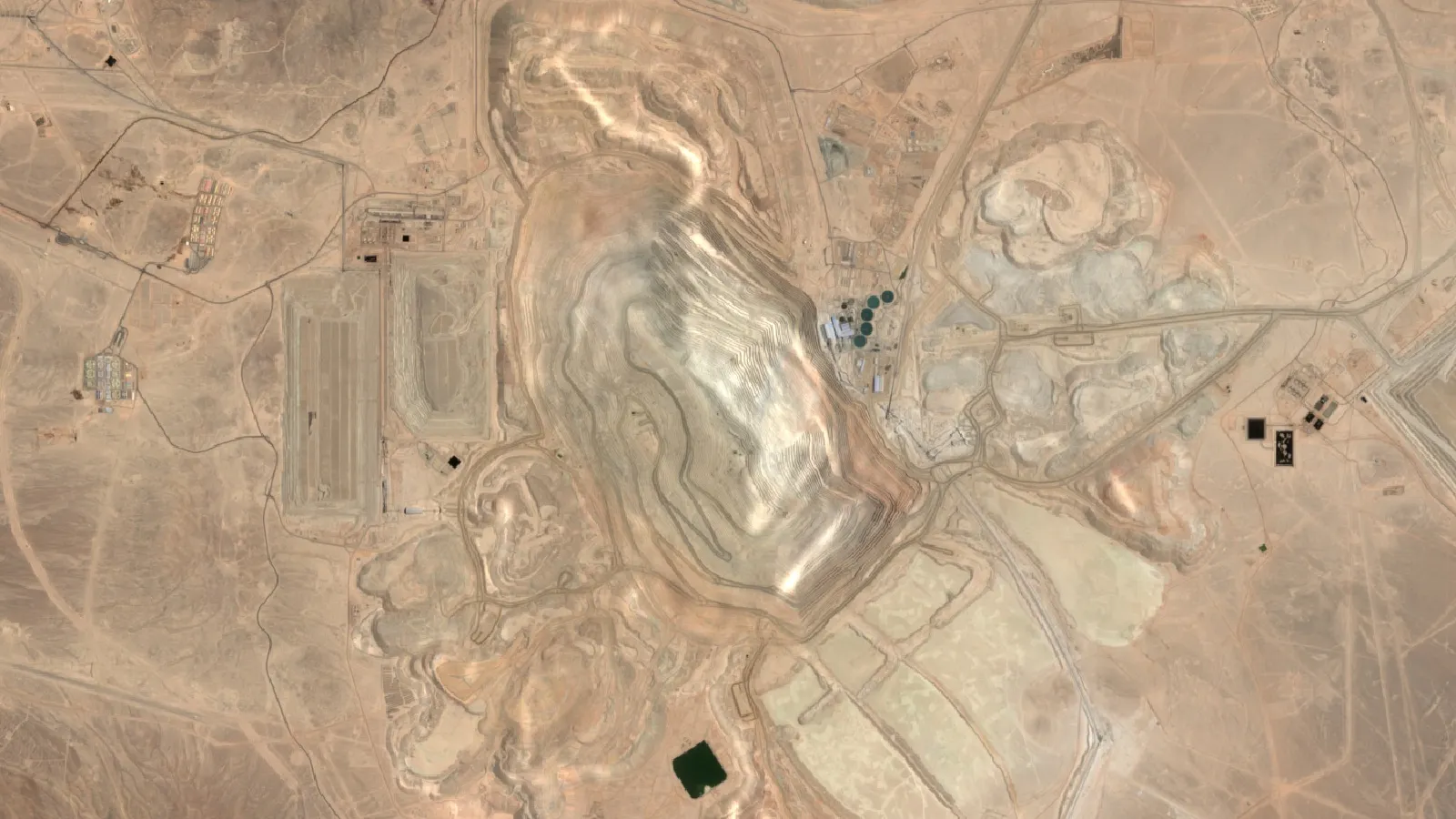 Copper Mining Training Programs: 8 Options Compared 1 Sentinel-2 Satellite View Of Escondida Copper District, Antofagasta Region, Chile