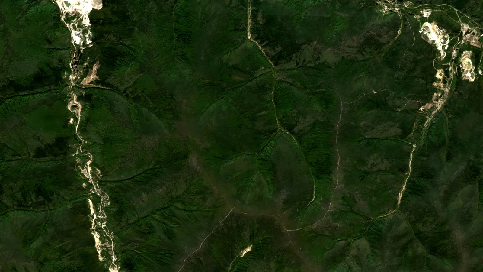 Yukon Gold Mines: 4 Major Projects, Status And Size 1 Sentinel-2 Satellite View Of Klondike Placer Gold Fields, Bonanza And Hunker Creeks, Near Dawson City, Yukon