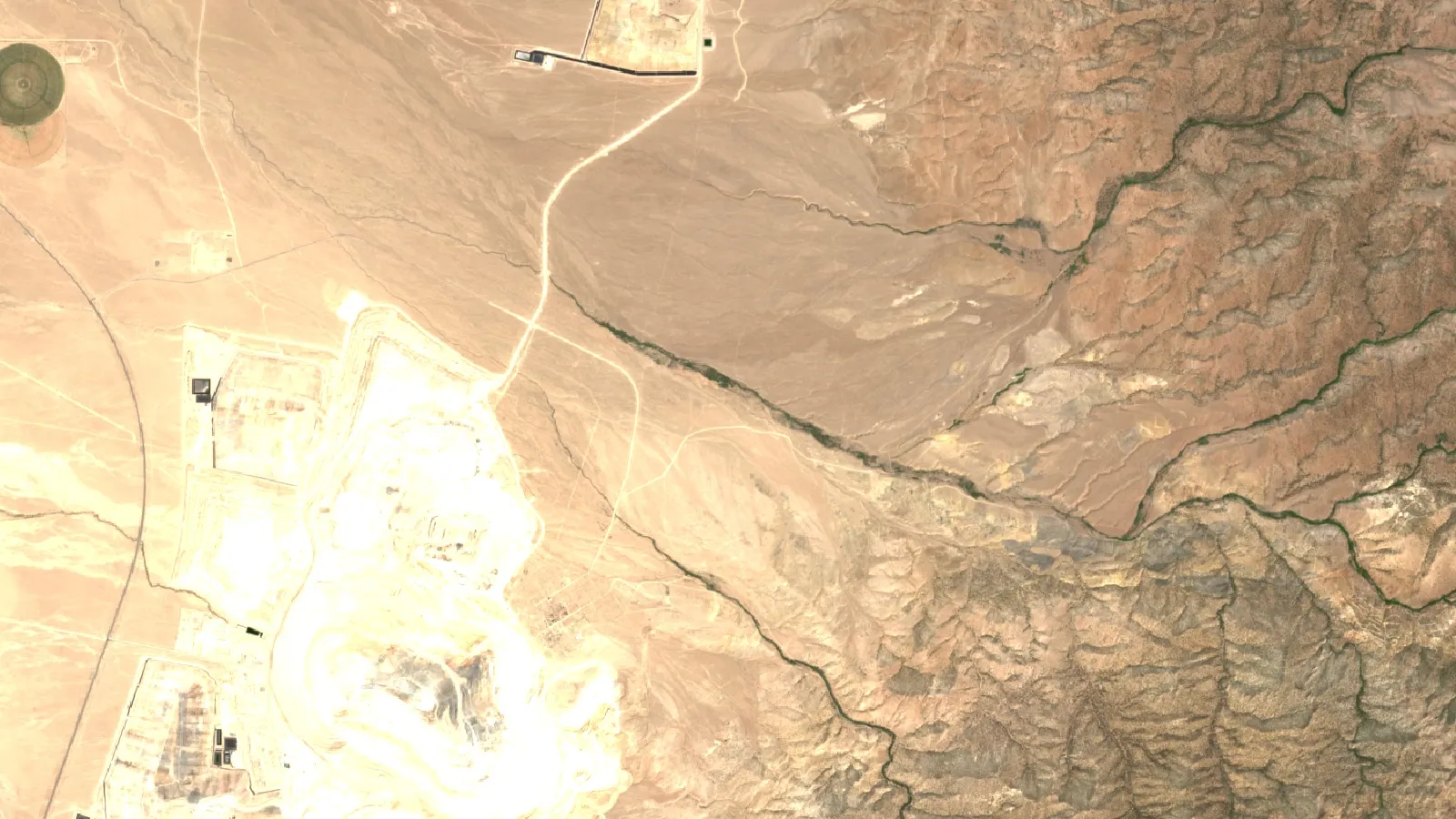 Round Mountain Gold Mine Nevada: Output And Phase X Plan 1 Sentinel-2 Satellite View Of Round Mountain Mine, Big Smoky Valley, Nye County, Nevada